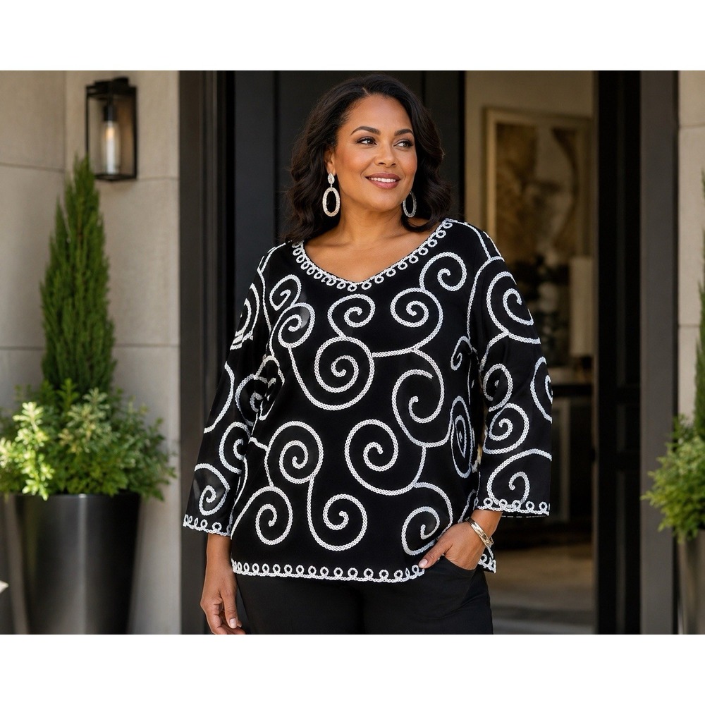 Lauren Michelle Woman 3X Black White Soutache Embroidered Scroll Top Plus Size